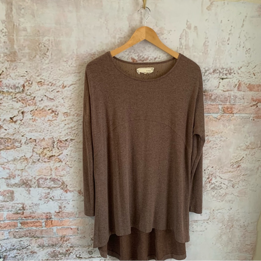 A’reve Relaxed Long Sleeve Tunic Top in Brown